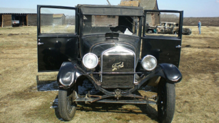 Illustration for article titled Studebaker Burnt To The Ground By Vandals Is A Truly Painful Sight